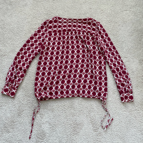 Loft Long Sleeve Red Patterned Blouse Size S - Picture 8 of 8
